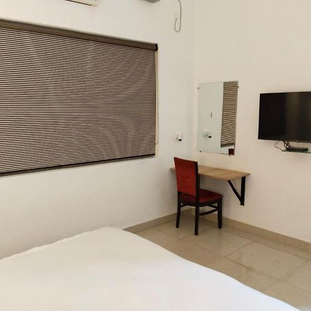 Hotel Lake View By Bookingcare Chhatarpur Exterior foto